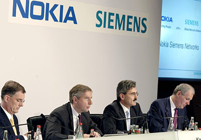 -  Siemens  Nokia 