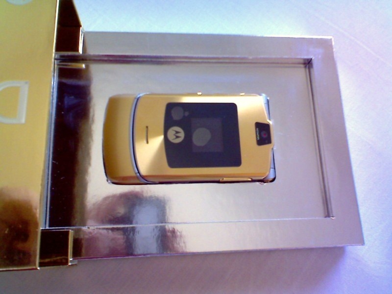 Motorola Liquid Gold RAZR V3i Dolce & Gabbana