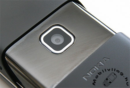 Nokia 8600 Luna